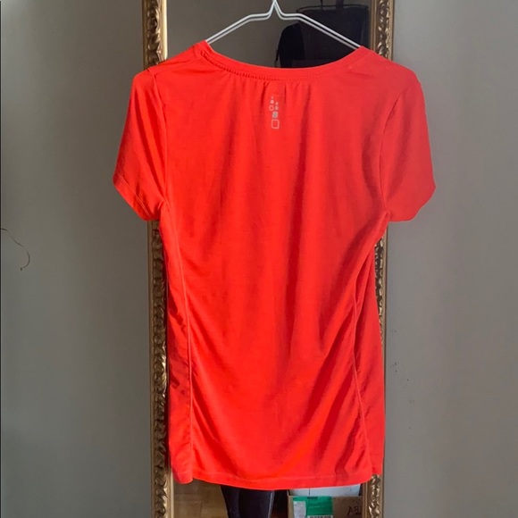 Workout Tshirt - Picture 2 of 3